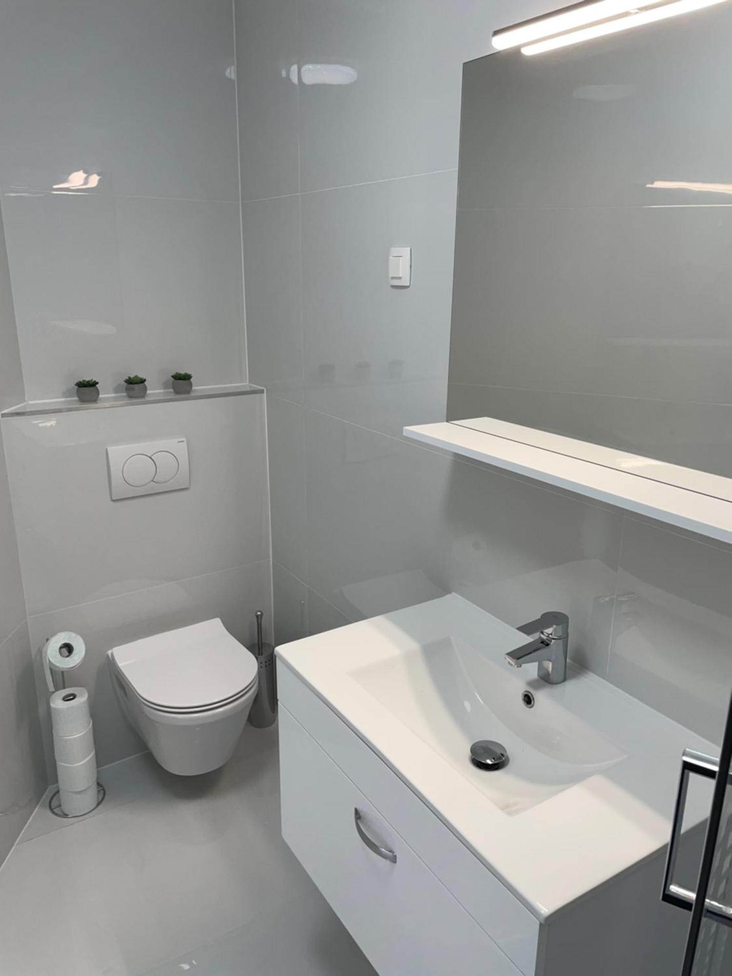Apartment White Zagreb - Private Parking&Garage ภายนอก รูปภาพ